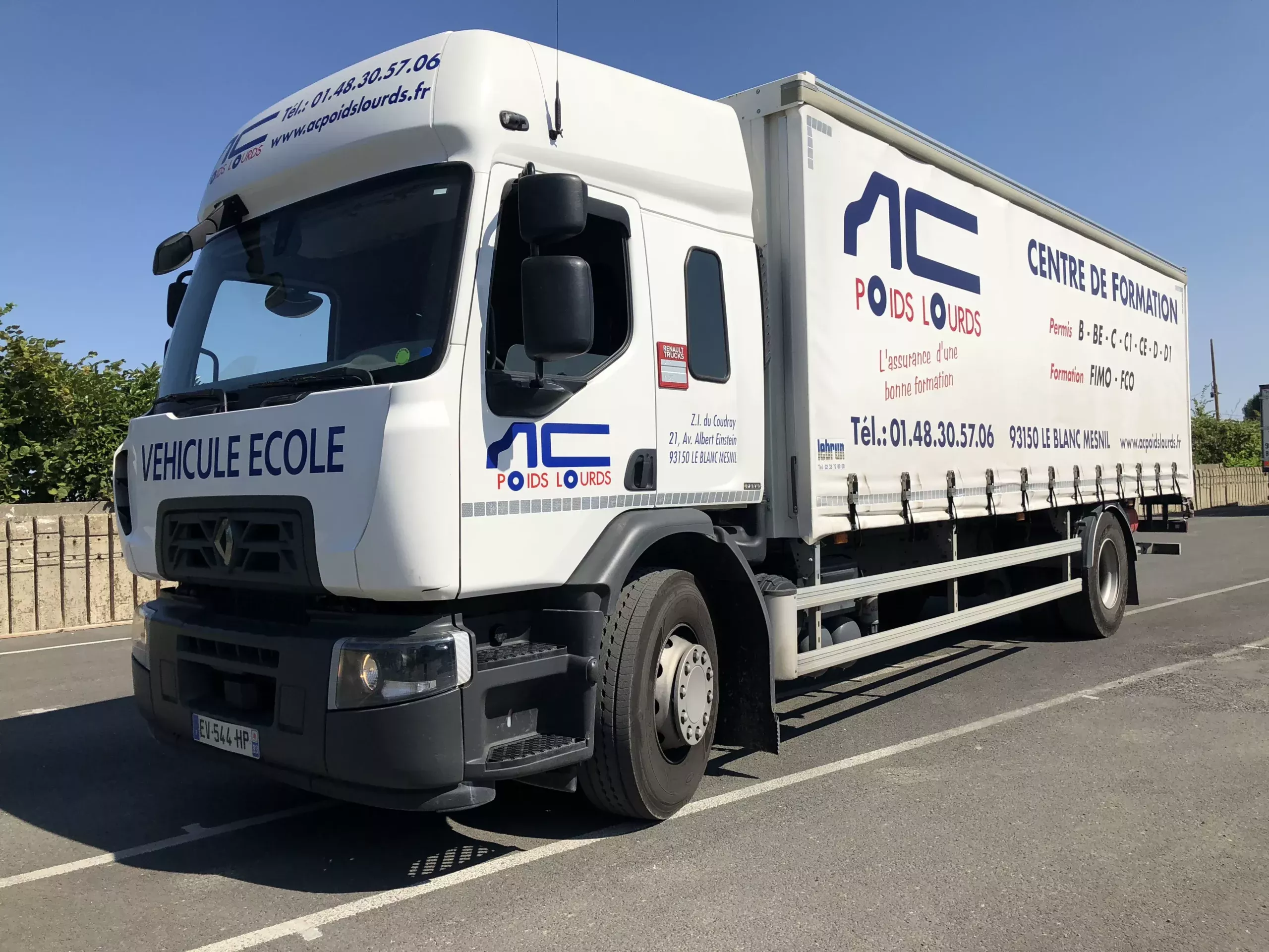 Permis C (Trucks/Poids Lourds) Retour aux catégories Catégorie Permis C (Trucks/Poids Lourds) C (Trucks/Poids Lourds)